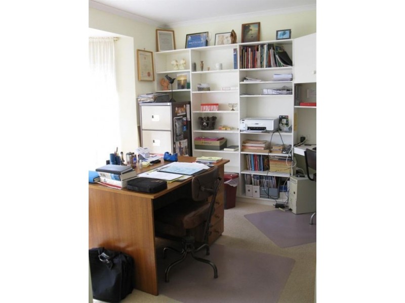 6 Heysen Parade, Hayborough SA 5211