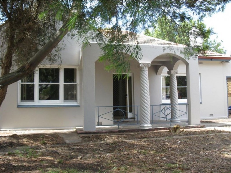 28 Lindsay Street, Victor Harbor SA 5211