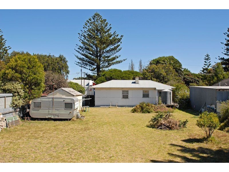 104 Victoria Street, Victor Harbor SA 5211
