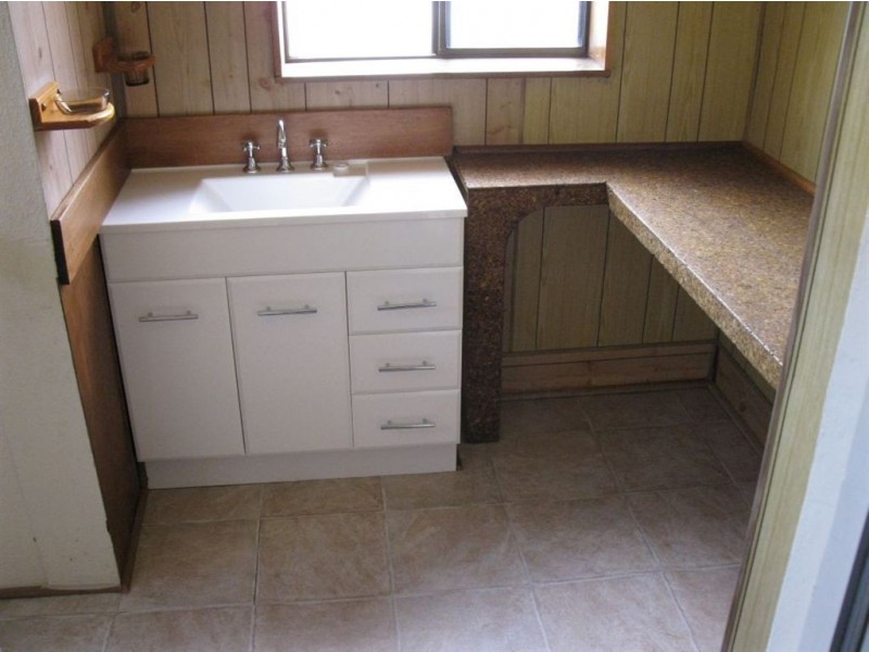 43 Seaview Road, Victor Harbor SA 5211