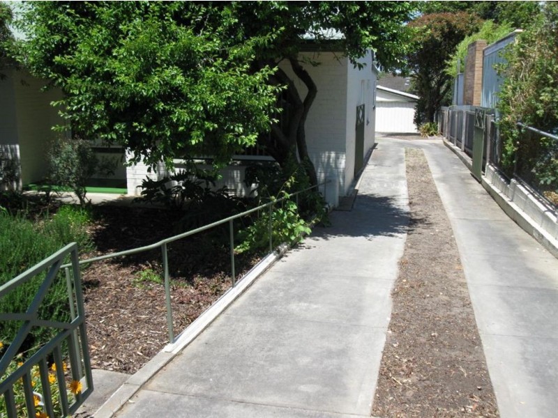 43 Seaview Road, Victor Harbor SA 5211