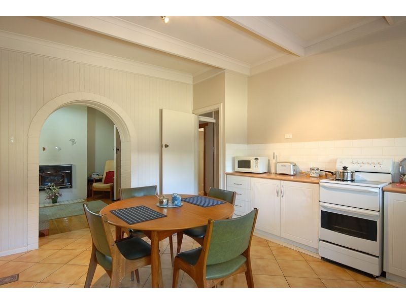 48 Hill Street, Victor Harbor SA 5211
