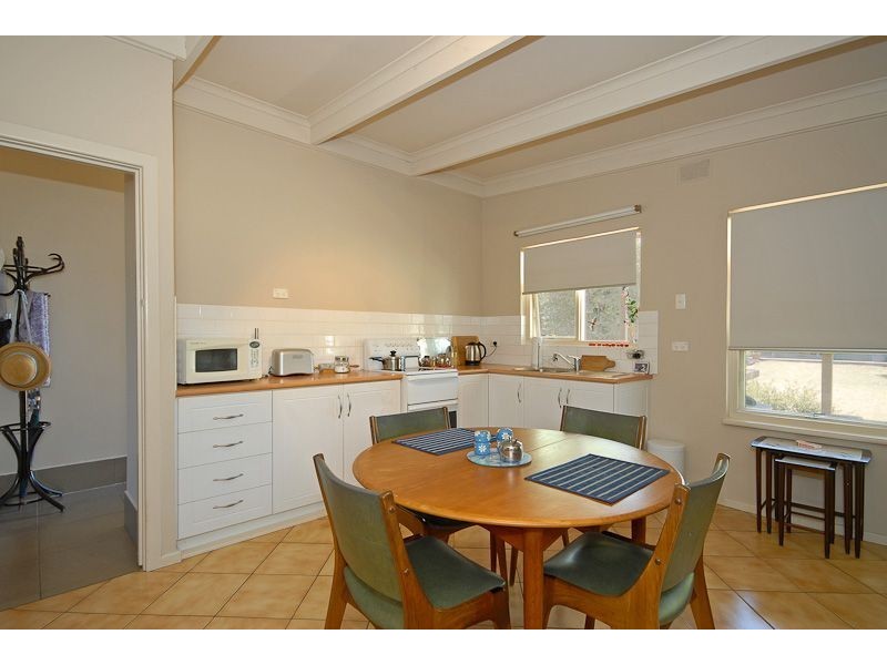 48 Hill Street, Victor Harbor SA 5211