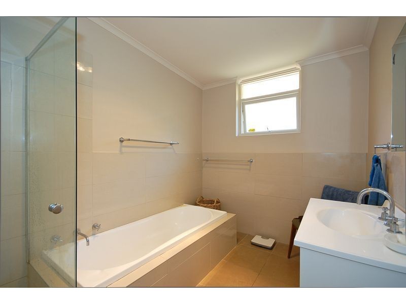 48 Hill Street, Victor Harbor SA 5211