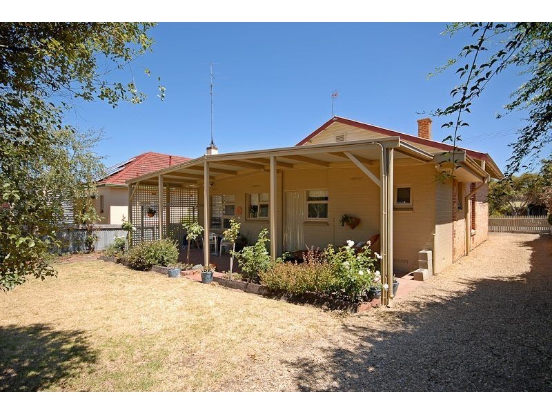 48 Hill Street, Victor Harbor SA 5211