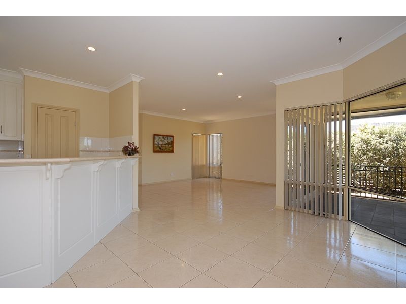 14 Coromandel Drive, Mccracken SA 5211