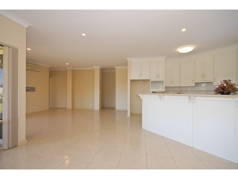 14 Coromandel Drive, Mccracken SA 5211