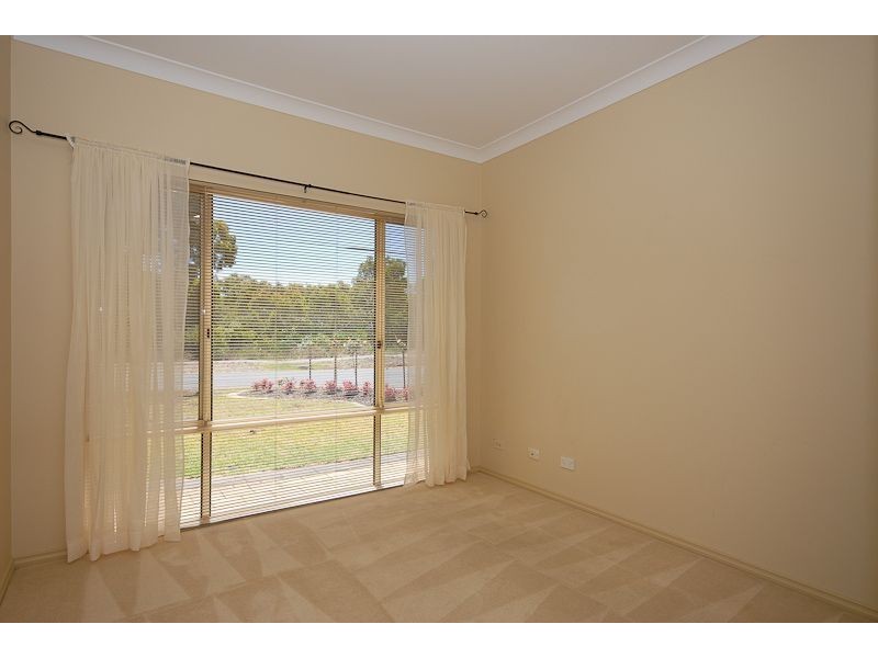 14 Coromandel Drive, Mccracken SA 5211