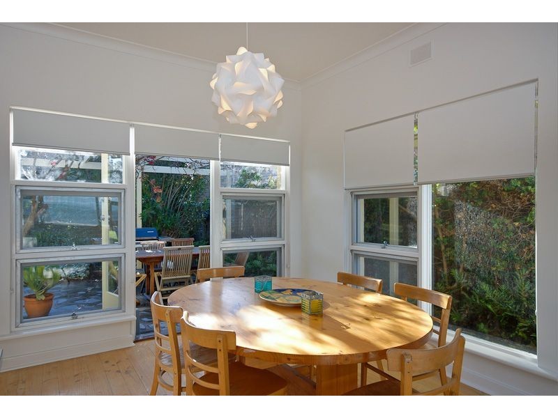 8 Bridge Tce, Victor Harbor SA 5211