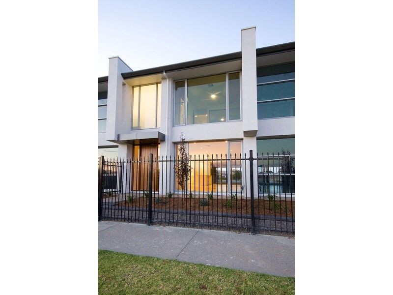 46 Malen Ave, Victor Harbor SA 5211