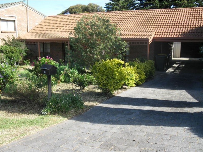 11 Hodge Avenue, Encounter Bay SA 5211