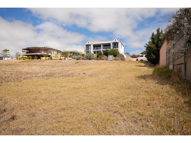 6 Millard Court, Encounter Bay SA 5211