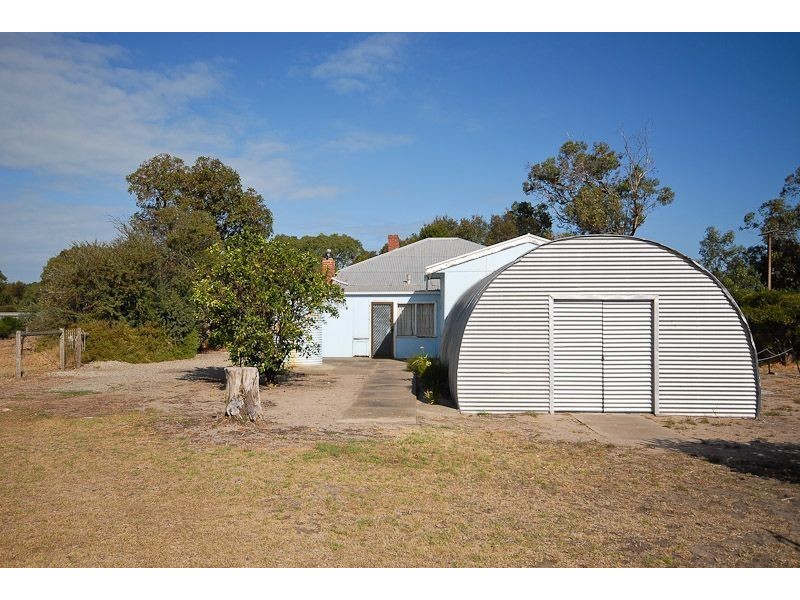 81 Armstrong Road, Victor Harbor SA 5211