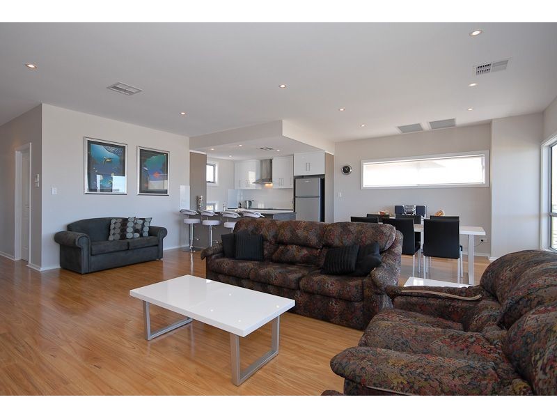 101 Albatross Avenue, Hayborough SA 5211