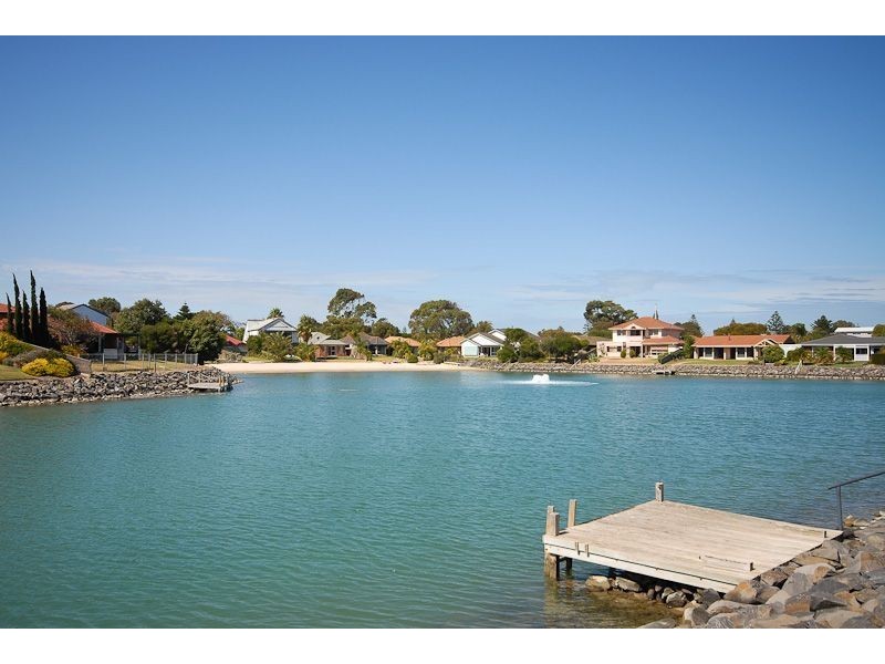 16 Clipper Court, Encounter Bay SA 5211