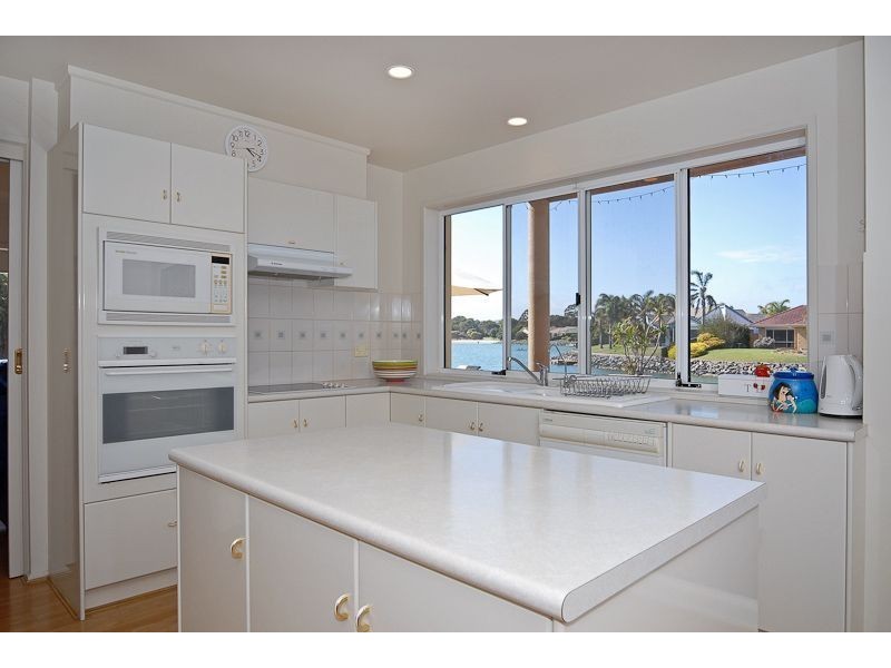 16 Clipper Court, Encounter Bay SA 5211