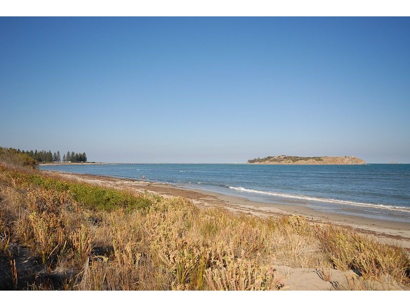 45 Esplanade, Victor Harbor SA 5211