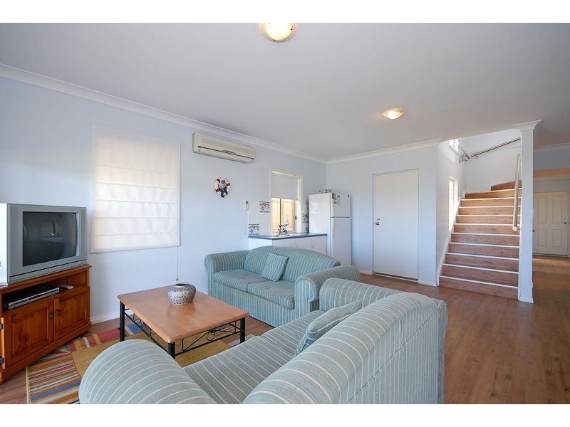 45 Esplanade, Victor Harbor SA 5211