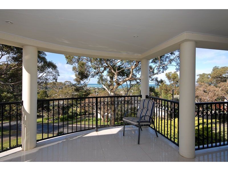 4 Fernbank Road, Victor Harbor SA 5211