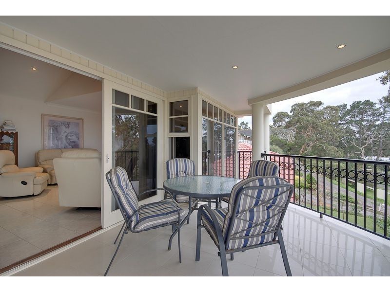 4 Fernbank Road, Victor Harbor SA 5211
