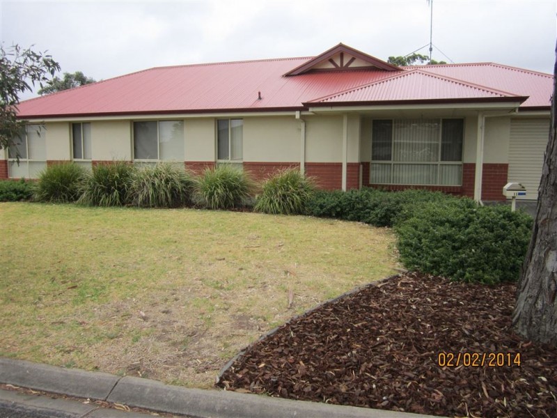 11 Lamont Road, Victor Harbor SA 5211