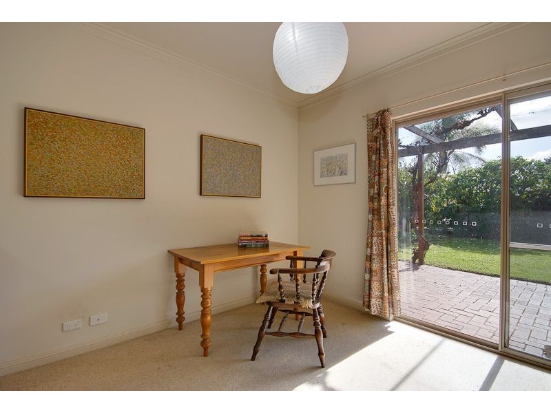 15 Burke Street, Victor Harbor SA 5211