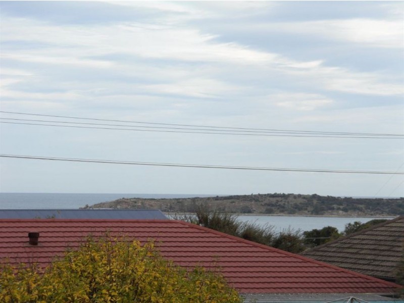 86 Sutherland Ave, Hayborough SA 5211