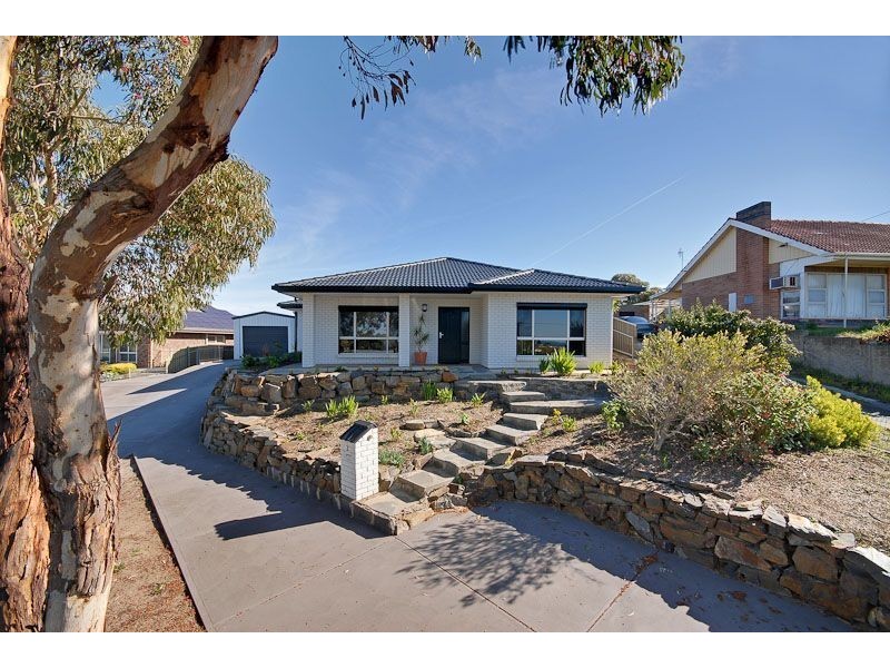 2 Edzell Court, Victor Harbor SA 5211