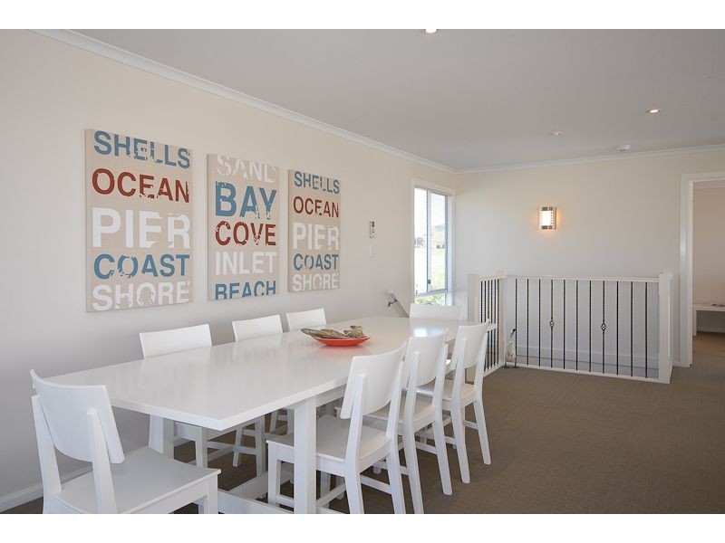 19 Sweetman Avenue, Encounter Bay SA 5211