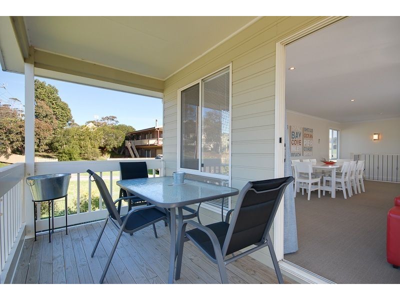 19 Sweetman Avenue, Encounter Bay SA 5211