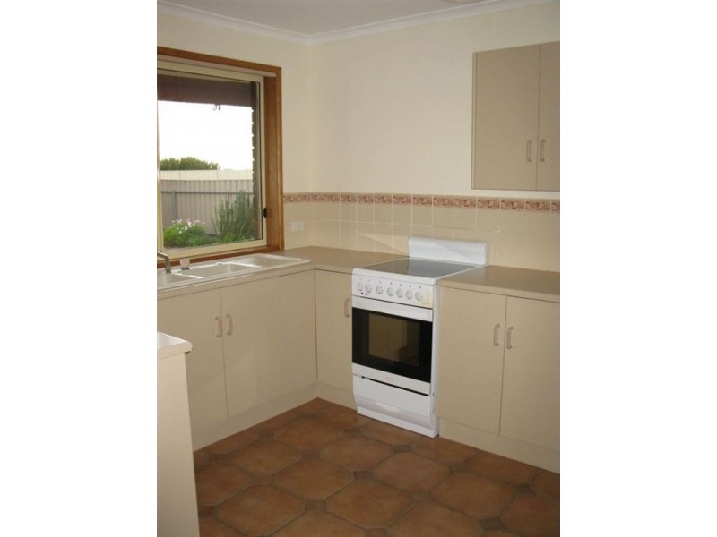 30 Arcadia Ave, Hindmarsh Island SA 5214