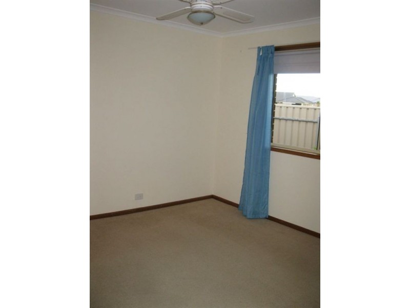 30 Arcadia Ave, Hindmarsh Island SA 5214