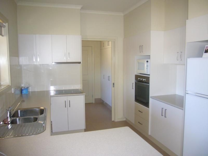 14 Little Hinkler Street, Victor Harbor SA 5211