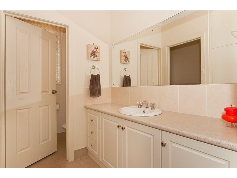 18 Pomery Street, Port Elliot SA 5212