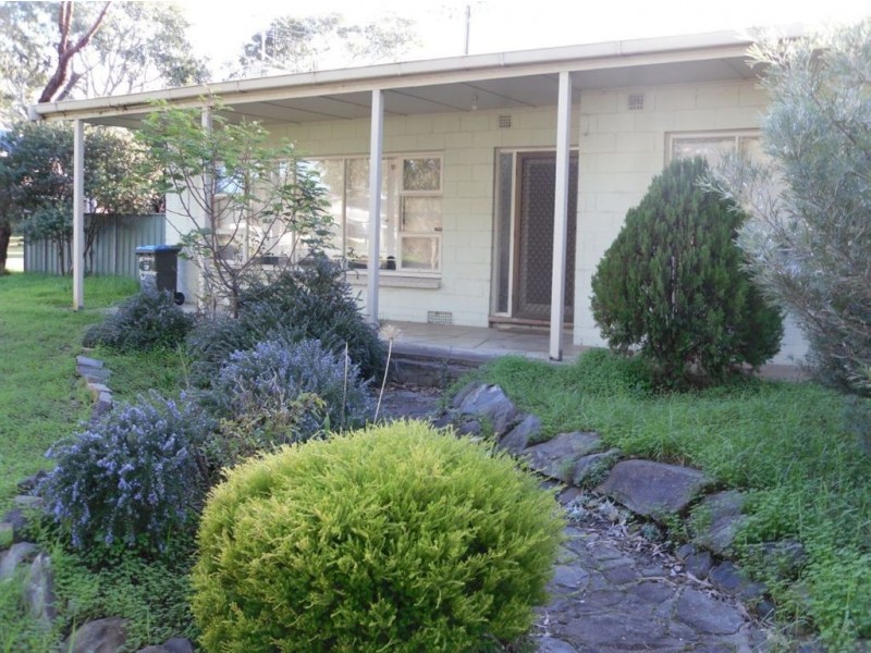 25 Petrel Ave, Encounter Bay SA 5211