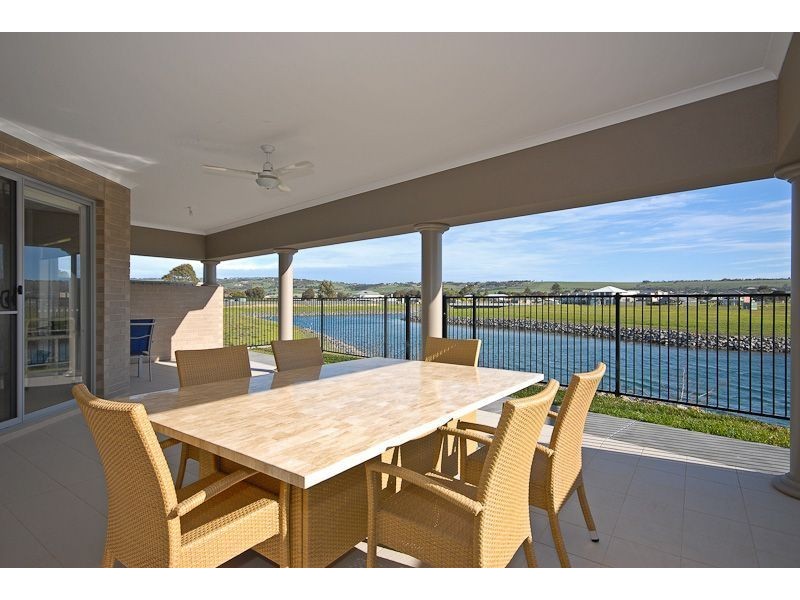 2 Strathmore Court, Victor Harbor SA 5211