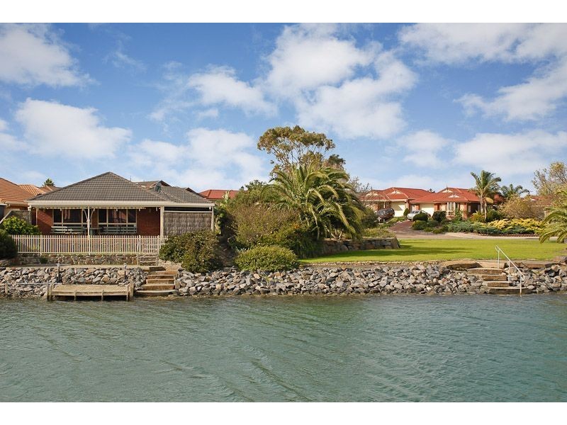 34 Lakeside Circuit, Encounter Bay SA 5211