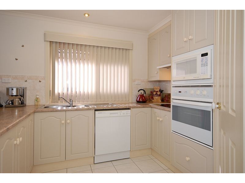 34 Lakeside Circuit, Encounter Bay SA 5211