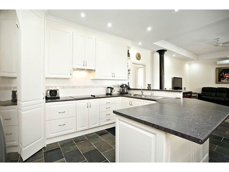 7 Pomery Street, Port Elliot SA 5212