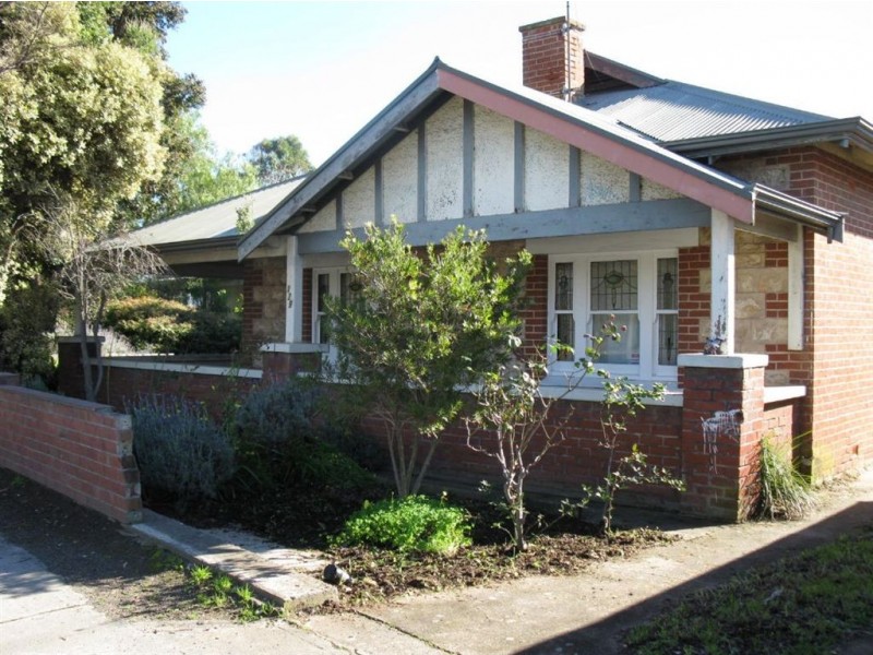 129 Hindmarsh Rd, Victor Harbor SA 5211