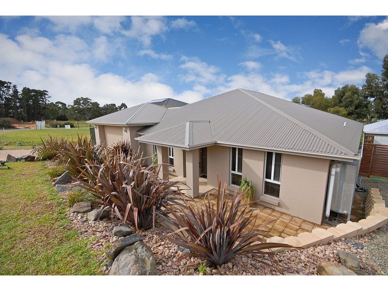 13 Jasmin Drive, Victor Harbor SA 5211