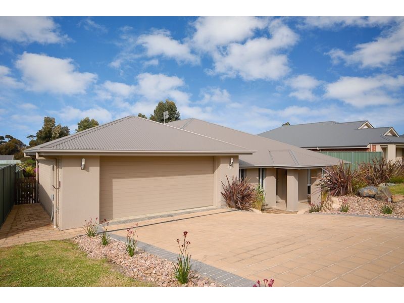 13 Jasmin Drive, Victor Harbor SA 5211