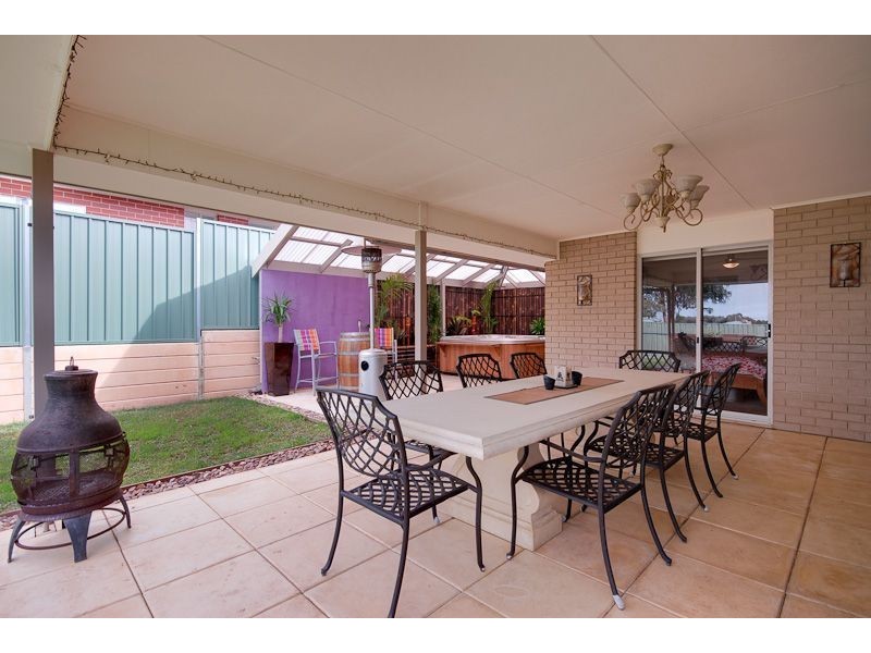 13 Jasmin Drive, Victor Harbor SA 5211