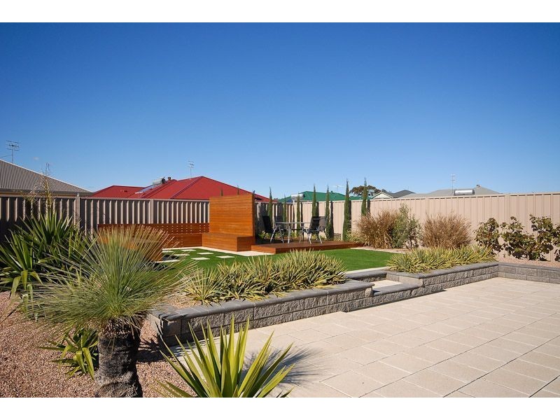 10 Lawrence Street, Goolwa North SA 5214