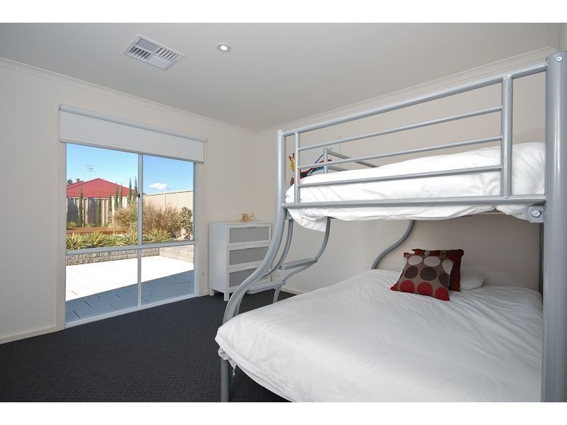 10 Lawrence Street, Goolwa North SA 5214