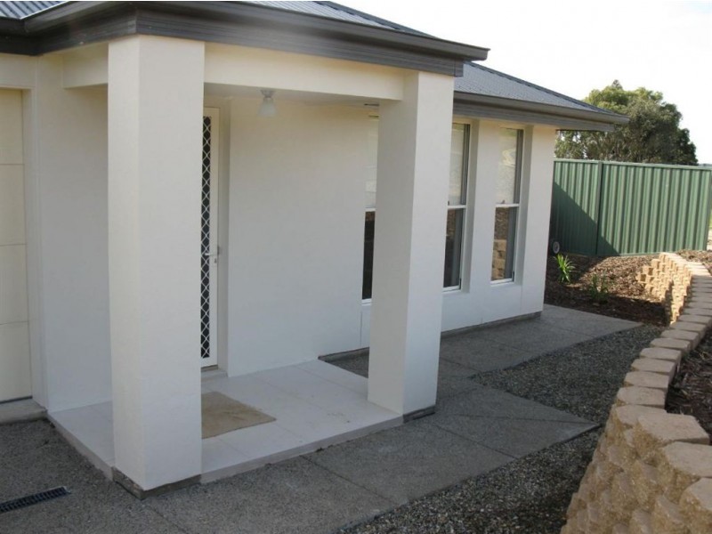 5 Shield Crt, Victor Harbor SA 5211