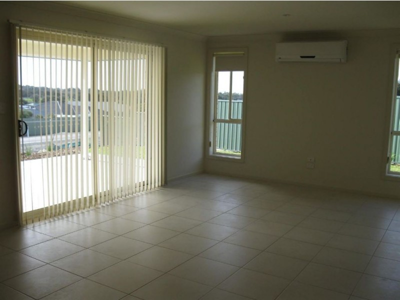 5 Shield Crt, Victor Harbor SA 5211