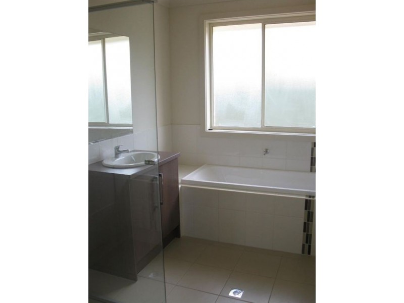 5 Shield Crt, Victor Harbor SA 5211