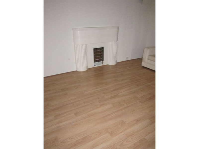 4 Hillview Road, Victor Harbor SA 5211