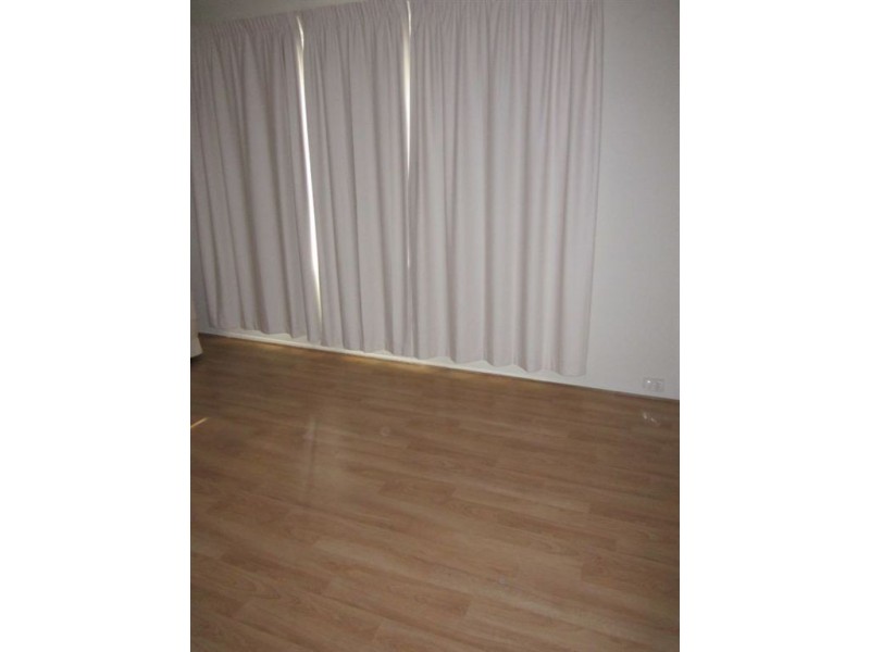 4 Hillview Road, Victor Harbor SA 5211